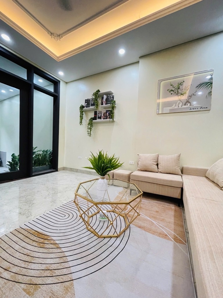 KĐT Vân Canh - Hoài Đức: BTLK 100m2 - 5T - MT 5m - Hoàn Thiện - NT Xịn
