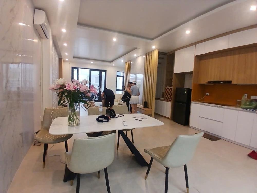 Bán Nhà Tây Tựu 3 Tầng - 83.6m² - Giá 15 Tỷ - Vị Trí Đẹp
