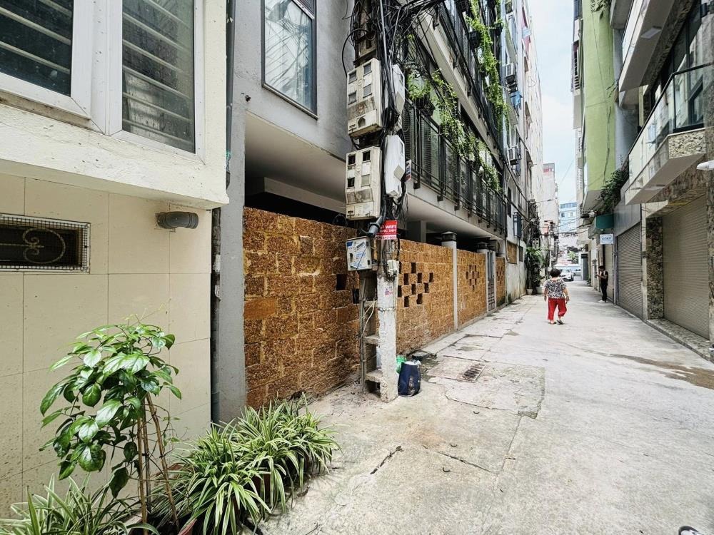 Nhà 2 Mặt Ngõ Linh Lang - Giá 6.95 Tỷ - Vị Trí Vip, Kinh Doanh Đỉnh