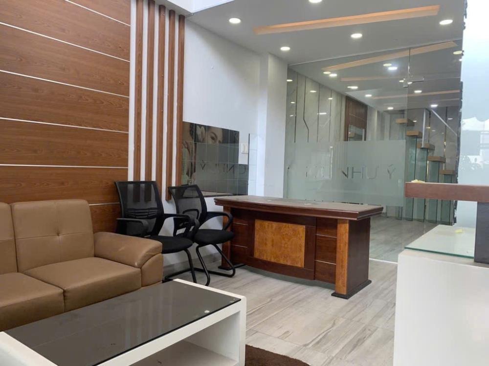 Bán tòa nhà 9 tầng, thang máy, 10 phòng - Vị trí VIP Gò Vấp