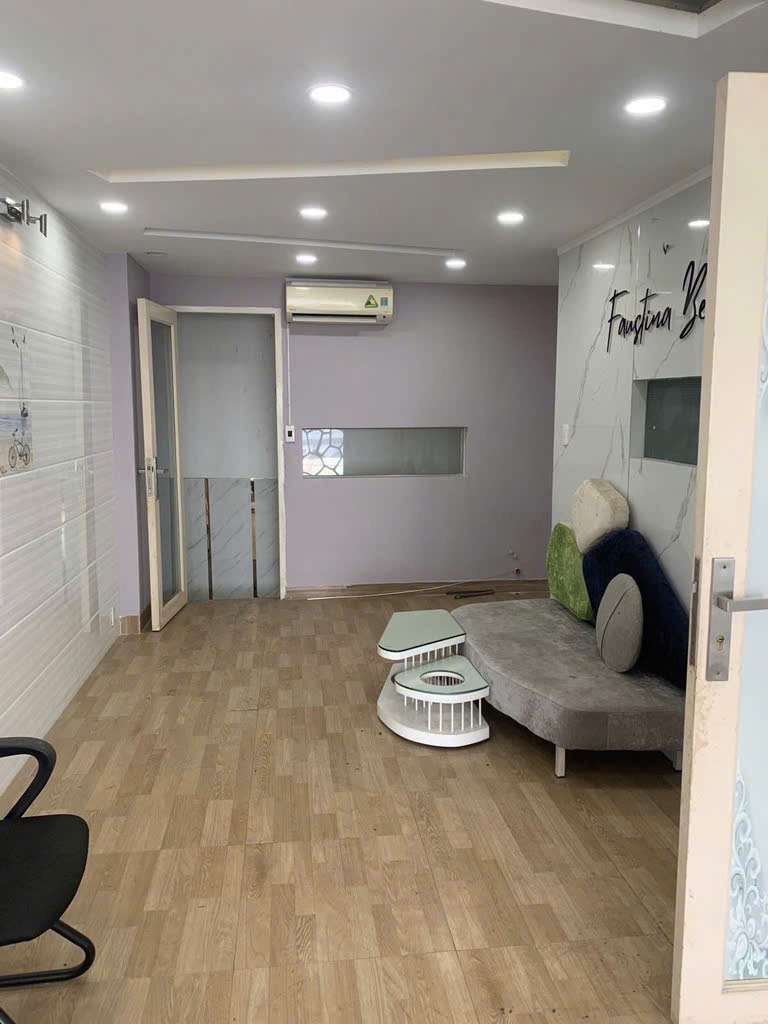Bán tòa nhà 9 tầng, thang máy, 10 phòng - Vị trí VIP Gò Vấp