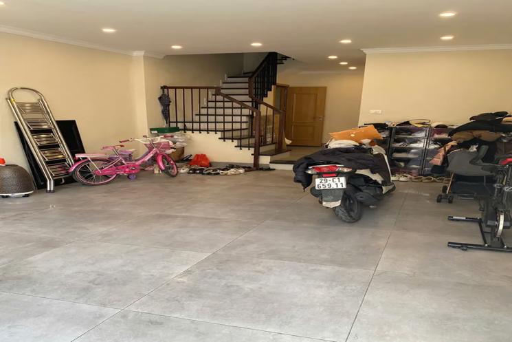 NHÀ MỚI NGÕ THÔNG Ô TÔ TRONG NHÀ Phố Nguyễn Sơn 40m2 X 6 tầng 14.2 tỷ Long Biên