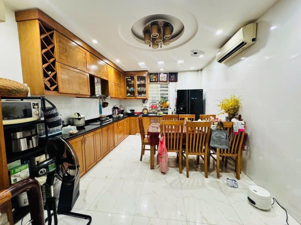 Bán nhà Thụy Khuê - 52m² - 5 Tầng - Gara Ô Tô - Giá 12.2 Tỷ