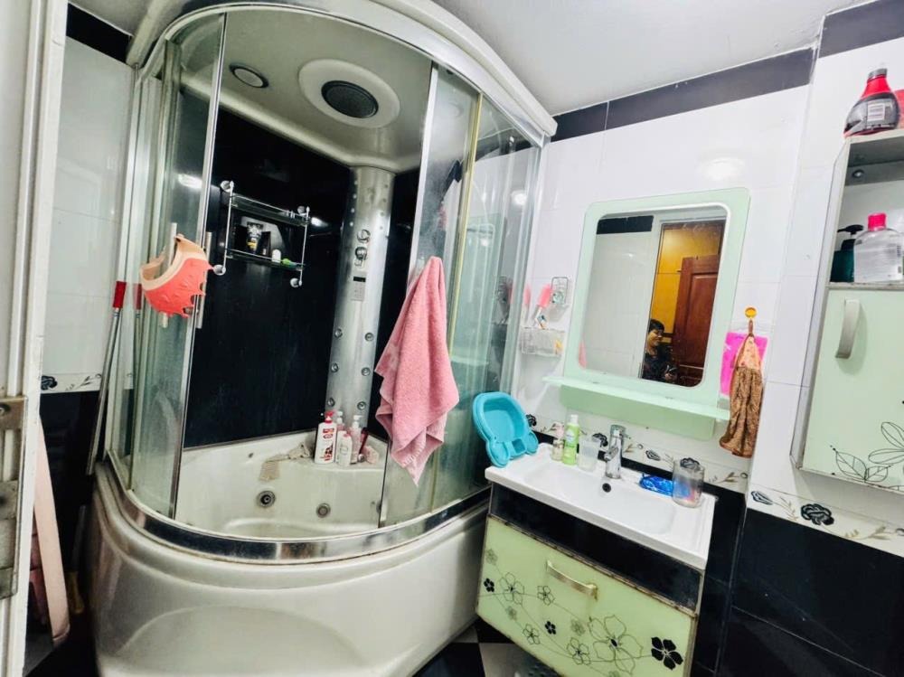 Bán nhà Thụy Khuê - 52m² - 5 Tầng - Gara Ô Tô - Giá 12.2 Tỷ