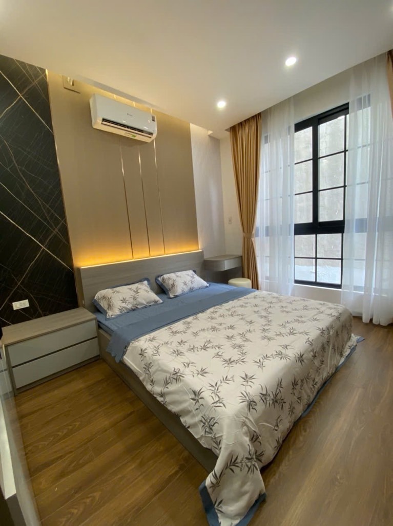 Nhà Đẹp Ba Đình - 9.8 Tỷ - Nội Thất Cao Cấp - Ngõ Rộng - 4 Phòng Ngủ