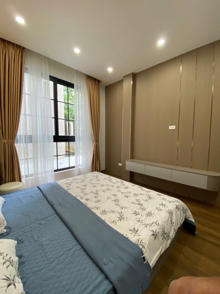 Nhà Đẹp Ba Đình - 9.8 Tỷ - Nội Thất Cao Cấp - Ngõ Rộng - 4 Phòng Ngủ