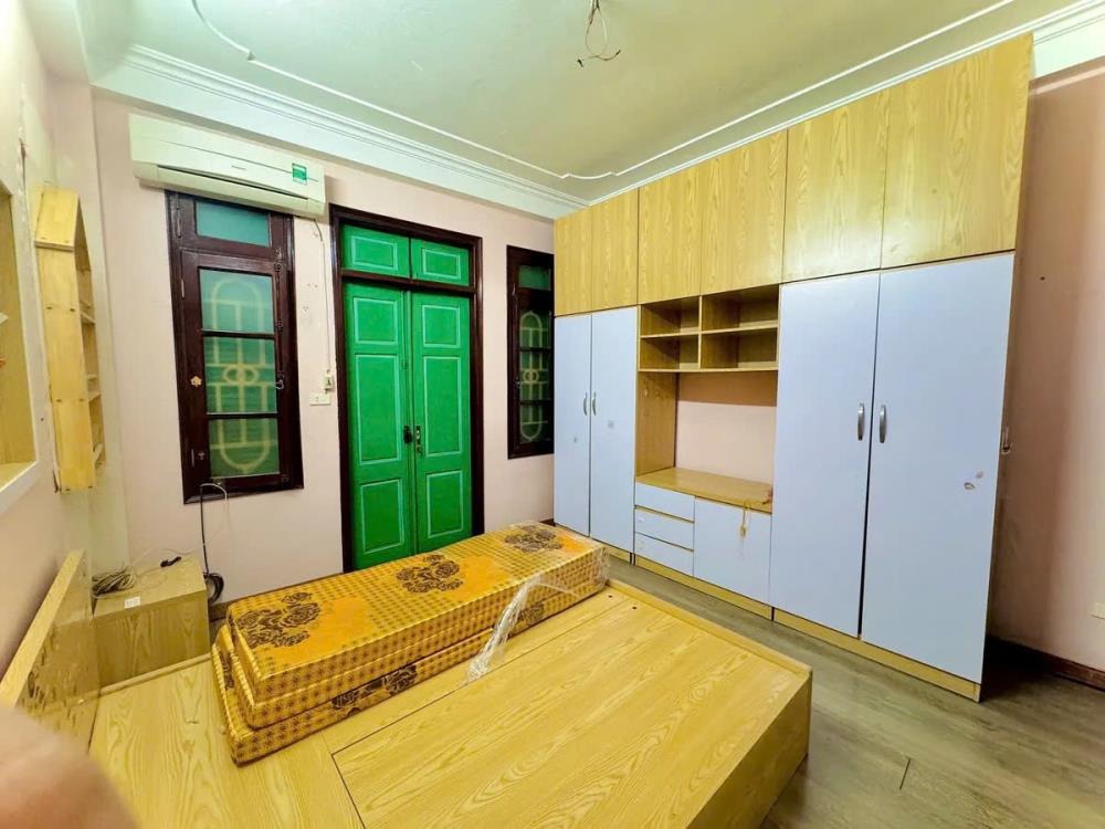 Ô Tô Đỗ Cửa - Kinh Doanh Sầm Uất - Nhà Mặt Tiền Quận Hai Bà Trưng