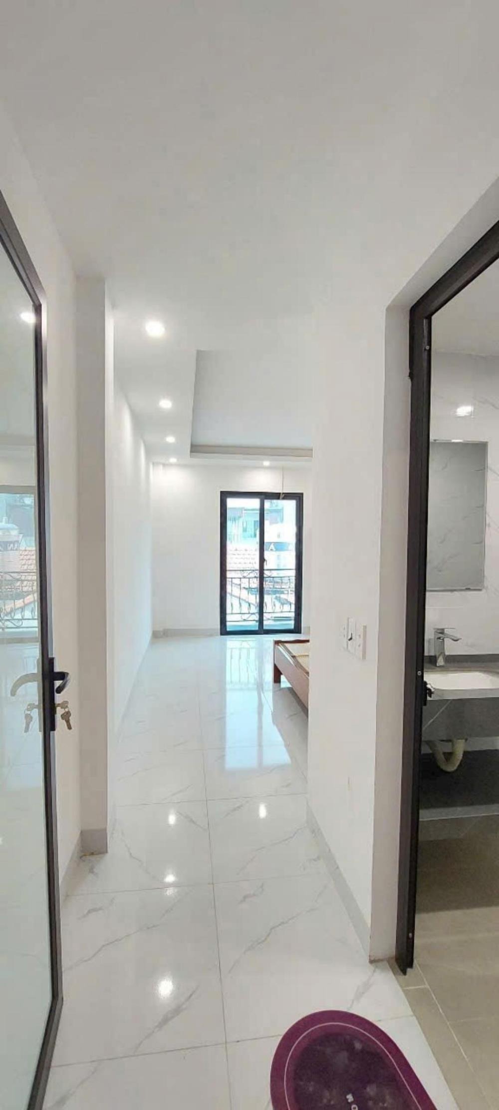 Bán nhà Quang Tiến 35m2, 5 Tầng, Ô Tô Đỗ Gần, Giá Hơn 5 Tỷ