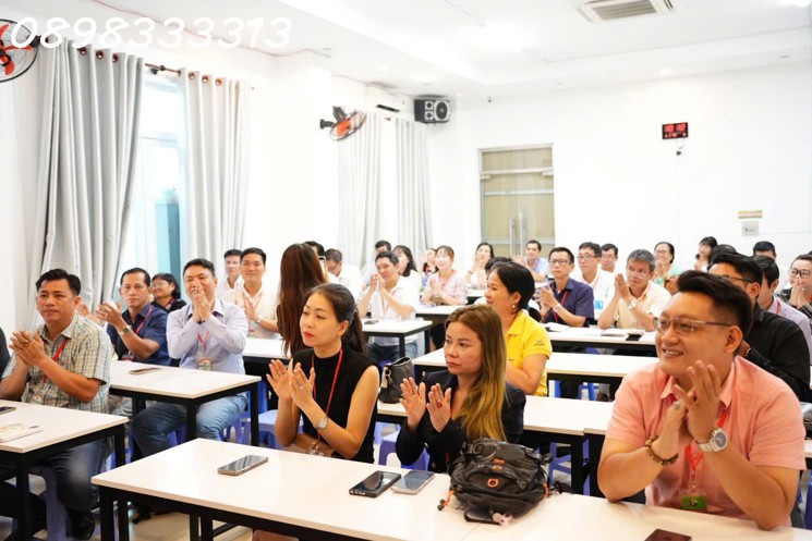TUYỂN DỤNG BẤT ĐỘNG SẢN – KHỞI NGHIỆP 0đ CÙNG VẠN PHÚ LAND TÂN BÌNH - TÂN PHÚ - GÒ VẤP - PHÚ NHUẬN