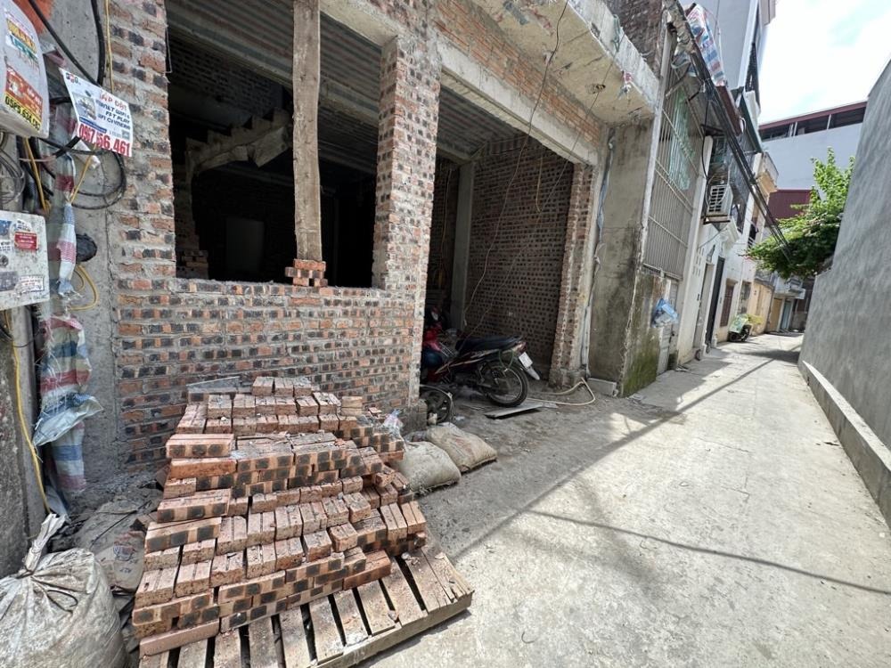 Bán nhà Vân Canh 5 tầng, 39.5m2, Sổ Vuông, Ô Tô Đỗ Cận - Giá Hơn 6 Tỷ