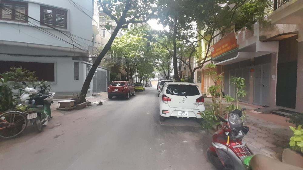 Bán nhà Đào Tấn - 80m2 - 4 Tầng - Vừa Ở Vừa Kinh Doanh - 27 Tỷ