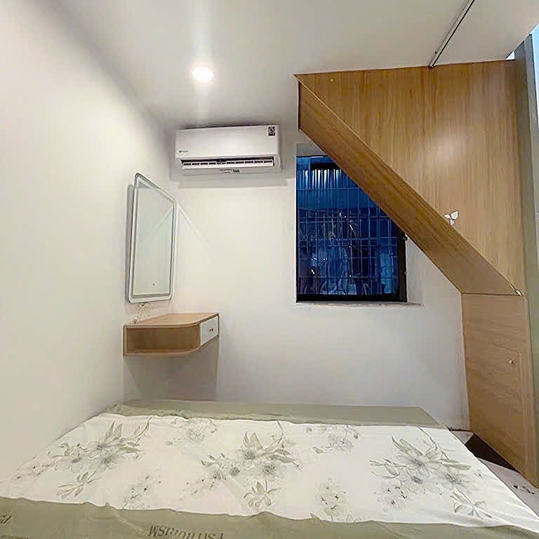 Nhà Tập Thể 3 Phòng Ngủ, 2 Vệ Sinh, Ngõ Ô Tô, Giá 2.6 Tỷ - Gần Ngã Tư Sở