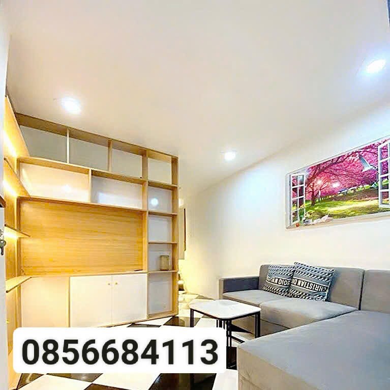 Nhà Tập Thể 3 Phòng Ngủ, 2 Vệ Sinh, Ngõ Ô Tô, Giá 2.6 Tỷ - Gần Ngã Tư Sở
