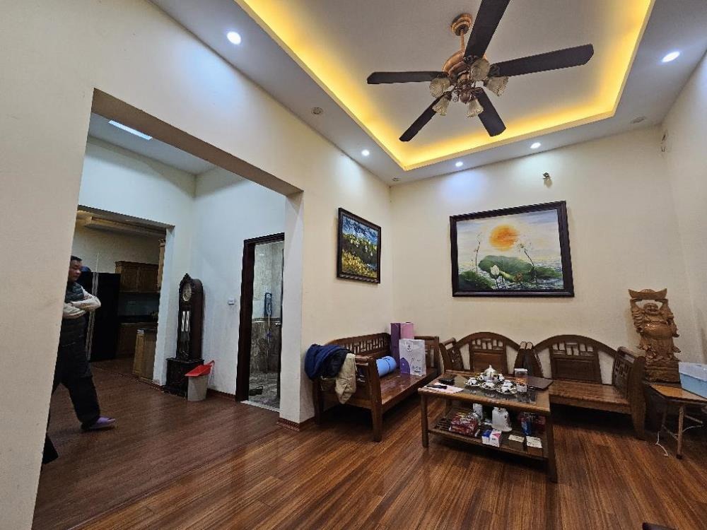 Biệt Thự Tây Hồ Gara Ô Tô - Vị Trí Vàng, Gần Hồ Tây