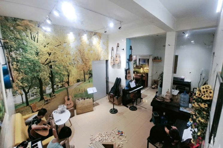 Phân Lô VIP Hoàng Quốc Việ DT105m²-3Tầng-M.Tiền 8.6m, Vỉa Hè KD, 2ÔTô Tránh, Giá 36.5 Tỷ