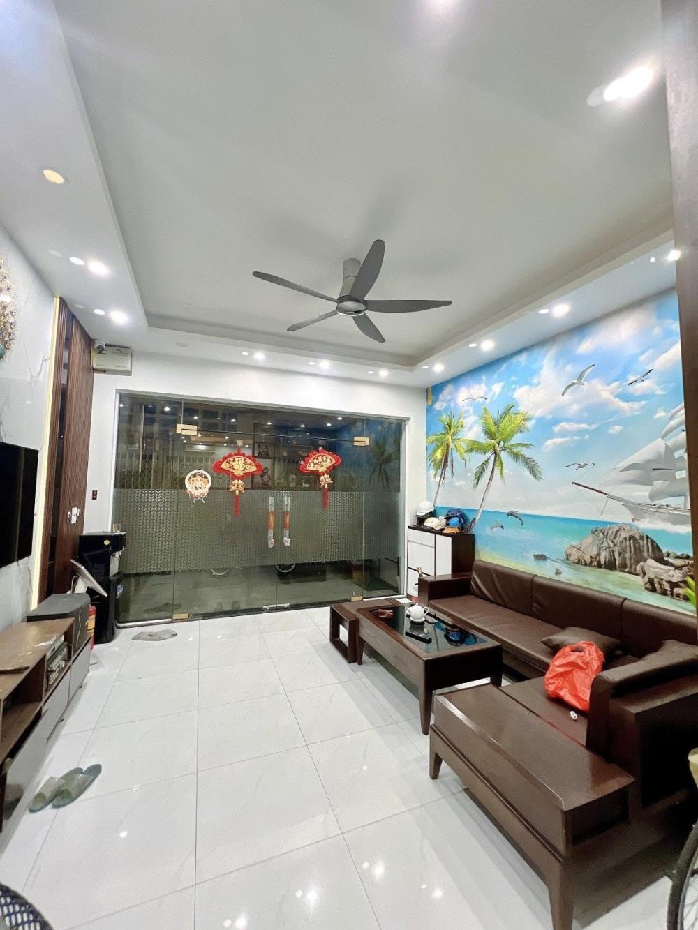 Bán Nhà Phố Yên Lạc, Hai Bà Trưng - 54m², 5 Tầng, Mặt Tiền Rộng - Giá 15.6 Tỷ