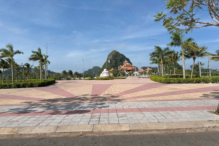 CẦN BÁN LÔ ĐẤT VUÔNG VỨC TẠI HOÀ CƯỜNG