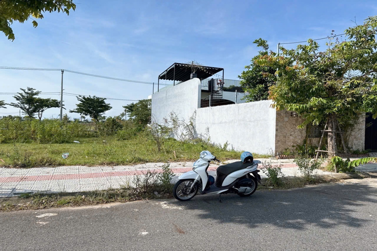 CẦN BÁN LÔ ĐẤT VUÔNG VỨC TẠI HOÀ CƯỜNG