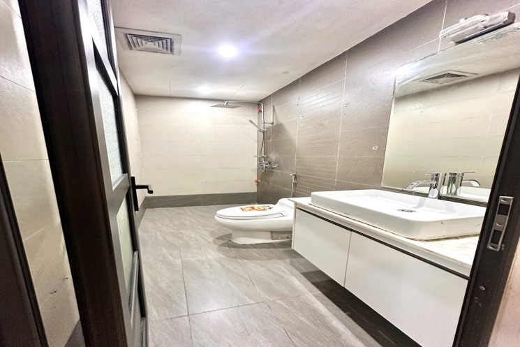SIÊU HIẾM! NHÀ DÂN XÂY 4 tầng - MÓNG 7 TẦNG – Ô TÔ – NGÕ THÔNG – MỸ ĐÌNH – 66m - 13.5 TỶ!