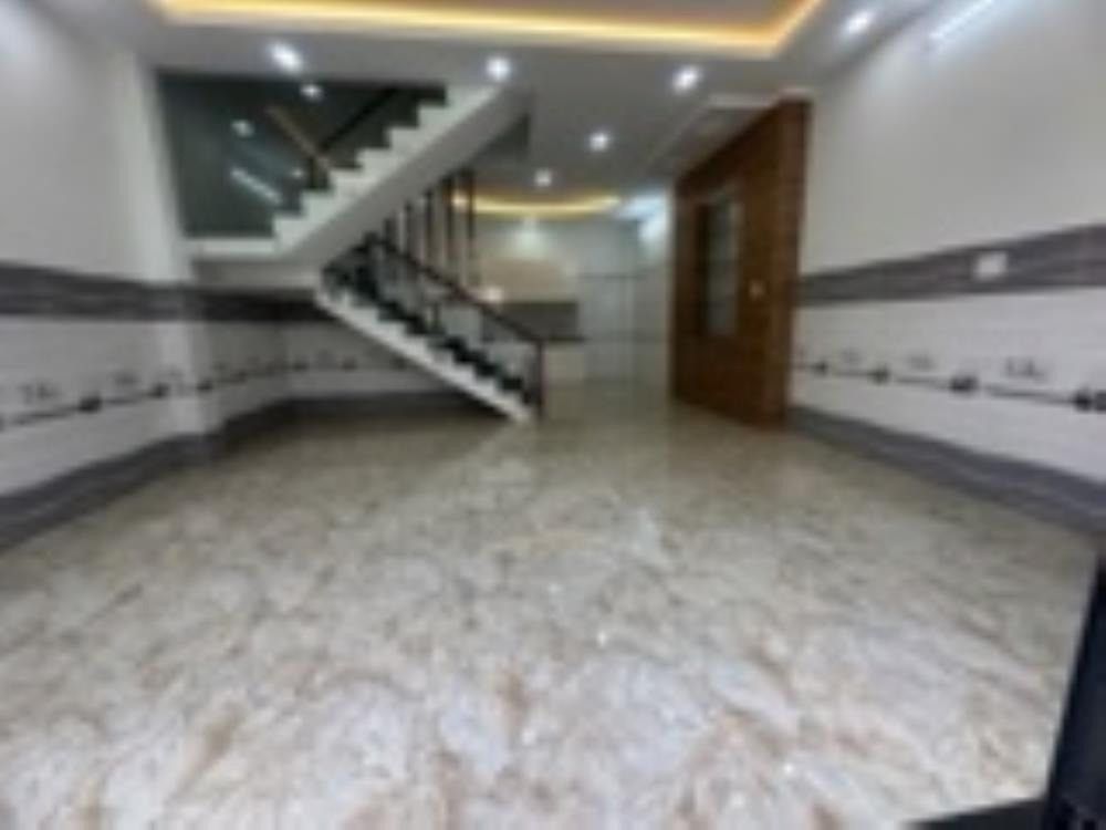 Căn Góc 2 Mặt Tiền Hương Lộ 2, Bình Tân - 5PN, 4 Tầng, SHR - TL