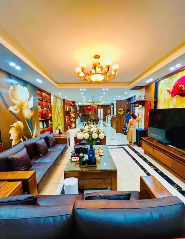 Siêu phẩm Biệt Thự Mặt Phố Hồng Hà 246m2 - Vườn Thượng Uyển Kinh Doanh Đỉnh Cao