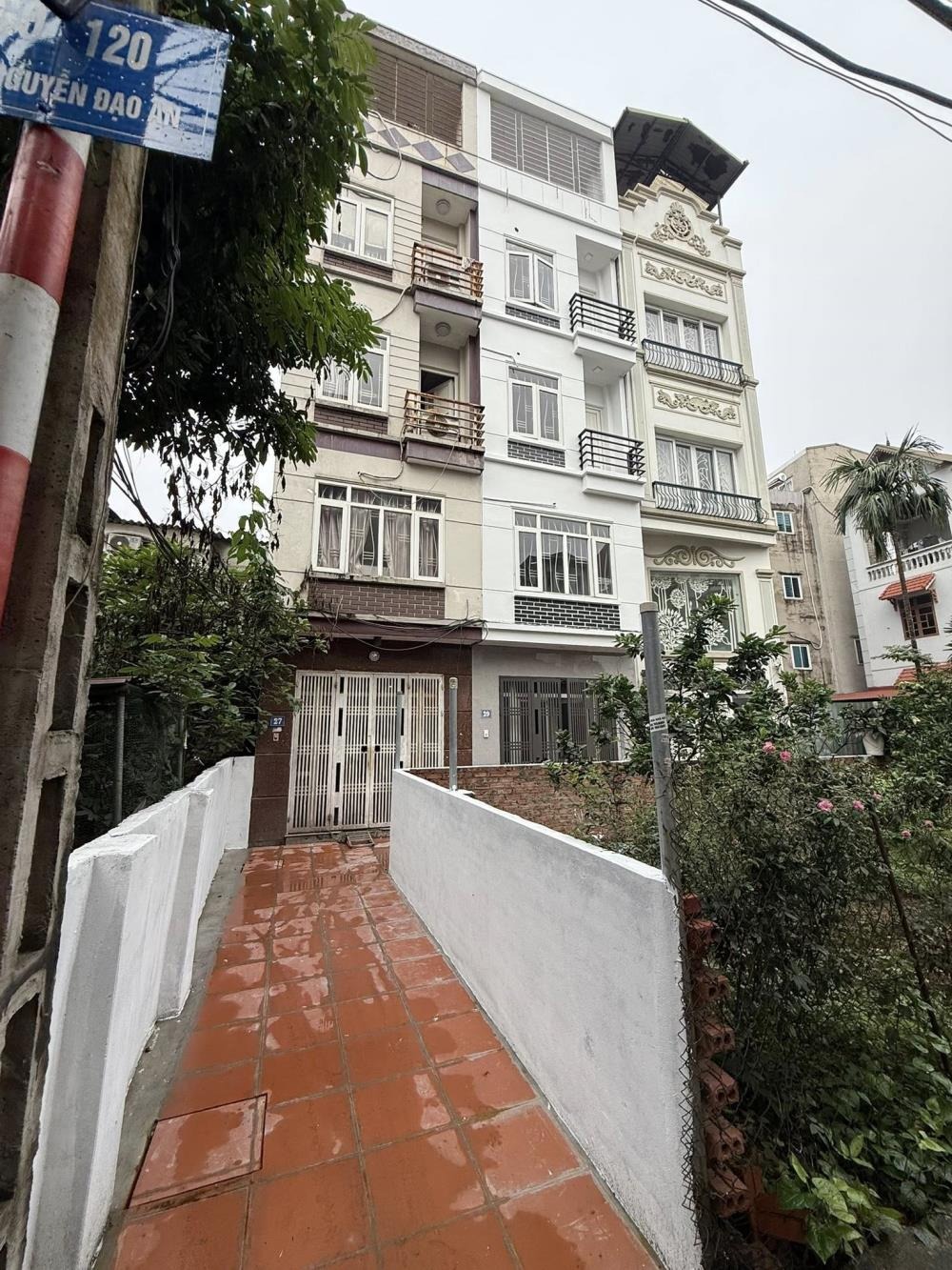 Bán nhà riêng 5 tầng, full nội thất, 42m2, vị trí đẹp - Ms. Trường 0969 363 802
