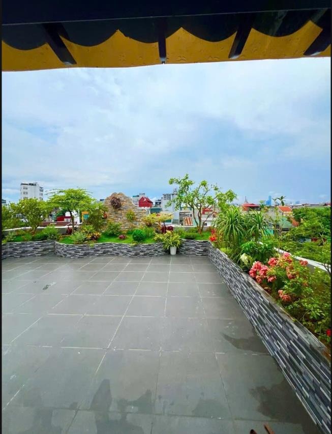 Siêu phẩm Biệt Thự Mặt Phố Hồng Hà 246m2 - Vườn Thượng Uyển Kinh Doanh Đỉnh Cao