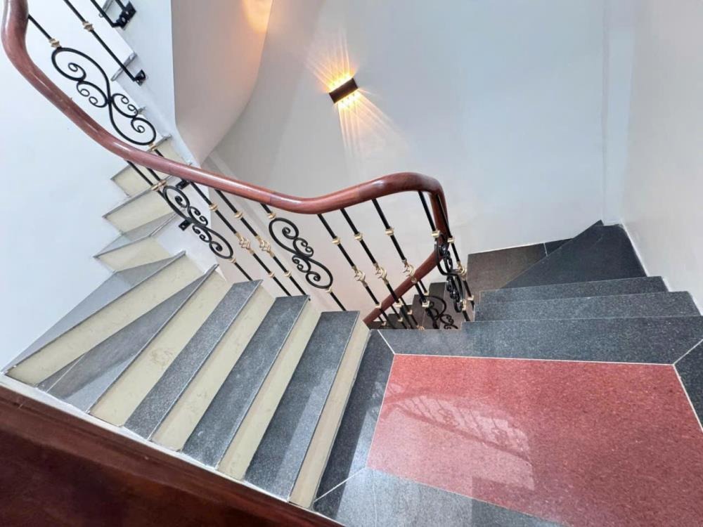 Bán nhà mặt ngõ Quang Trung, Hà Đông: 5 tầng, 33m2, full tiện ích