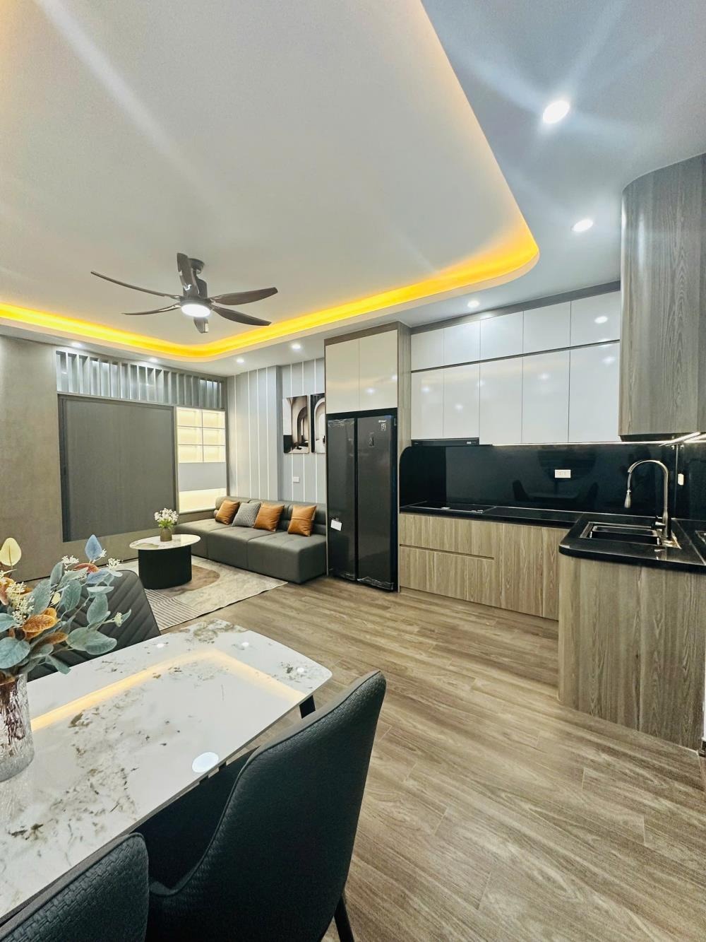 Bán căn hộ CT4A1 Đại Kim Bắc Linh Đàm: 3PN, Full Nội thất, Chính chủ