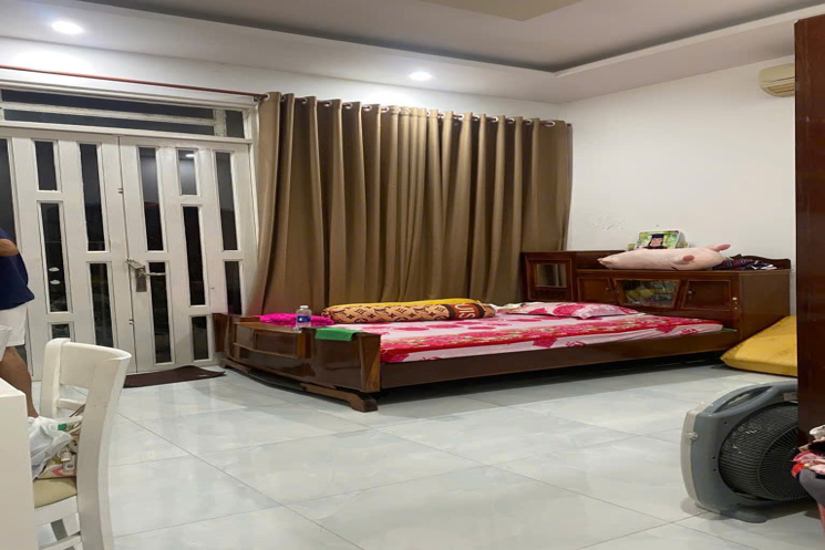 Bán Gấp Nhà Trong Ngõ Đào Tông Nguyên, Nhà Bè: 70m2, 4 Tầng, 4 Phòng Ngủ, Sổ Đỏ Chính Chủ, Giá Hời
