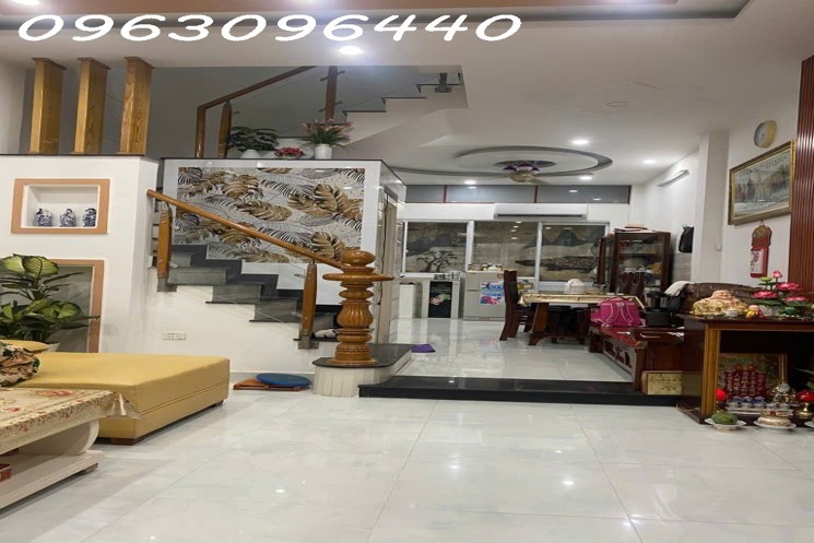 Bán Gấp Nhà Trong Ngõ Đường Dương Cát Lợi, Nhà Bè: 70m2, 4 Tầng, 4PN, Sổ Đỏ, Giá Hời Chỉ 6.9 Tỷ 