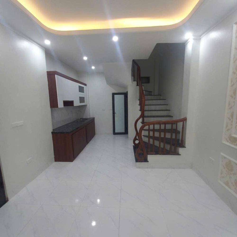 Bán nhà tổ 7 Đa Sỹ, Hà Nội - 30m2, 5 tầng, giá 6xx tỷ - Pháp lý rõ ràng