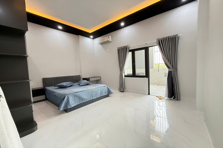 Bán SIÊU PHẨM nhà 3 tầng đường Hoà Phú – Khu E Kim Long