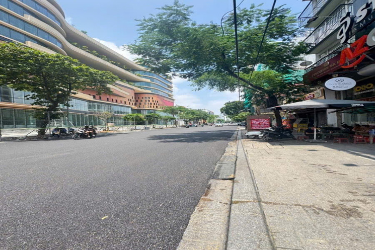 VIP MẶT PHỐ BA ĐÌNH – 130m² – 9 TẦNG THANG MÁY – Ô TÔ TRÁNH – VỈA HÈ RỘNG – KINH DOANH CỰC ĐỈNH
