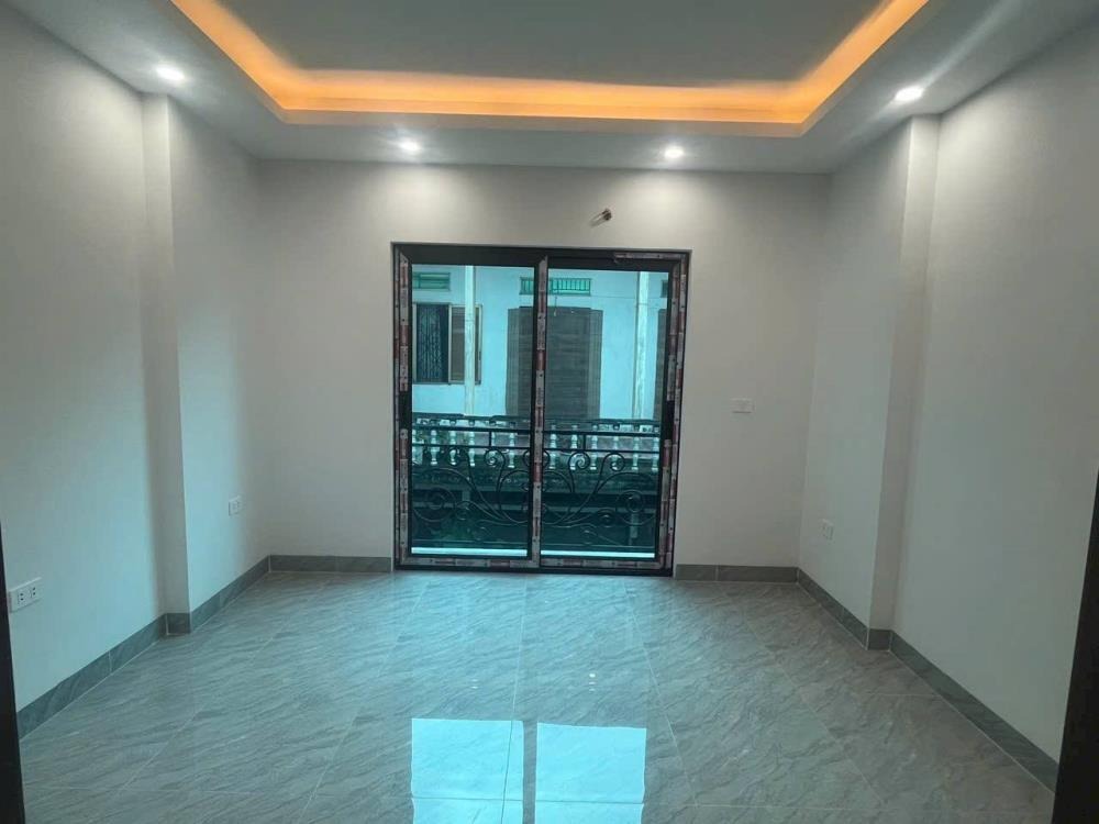 Bán nhà 4 Tầng Hiện Đại 35m2, Ô Tô Tránh Gần Vinhome Đan Phượng, Bắc Từ Liêm