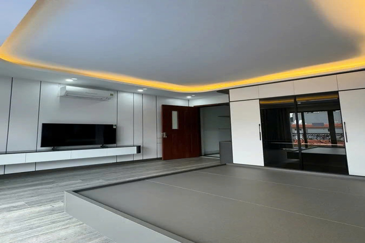 NHÀ MỚI Ô TÔ VÀO NHÀ Phố Ngọc Thụy 50m2 X 6 tầng,mặt tiền 4.6m, 14.5 tỷ Long Biên