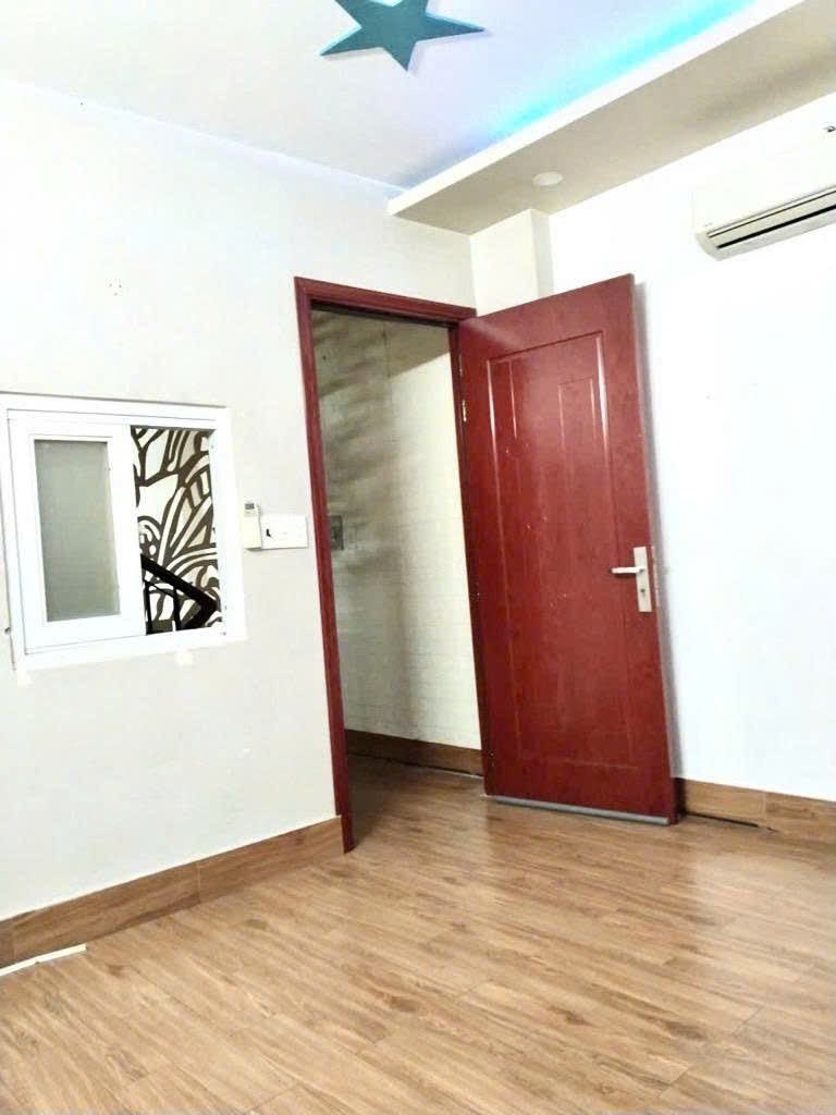 Bán nhà hẻm xe hơi Lê Thị Bạch Cát, Quận 3 - Giá: 5.5 tỷ