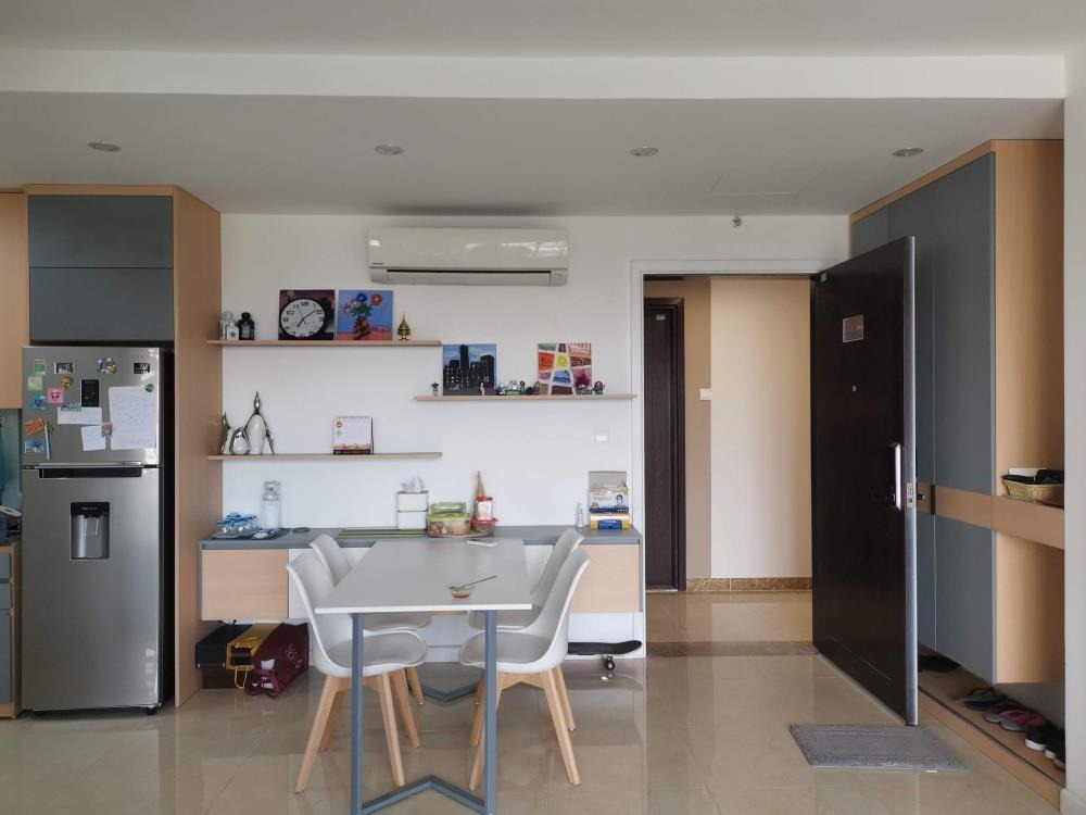 Bán Căn Hộ Vinhomes D Capitale 2PN View Hồ - Giá 8.4 Tỷ