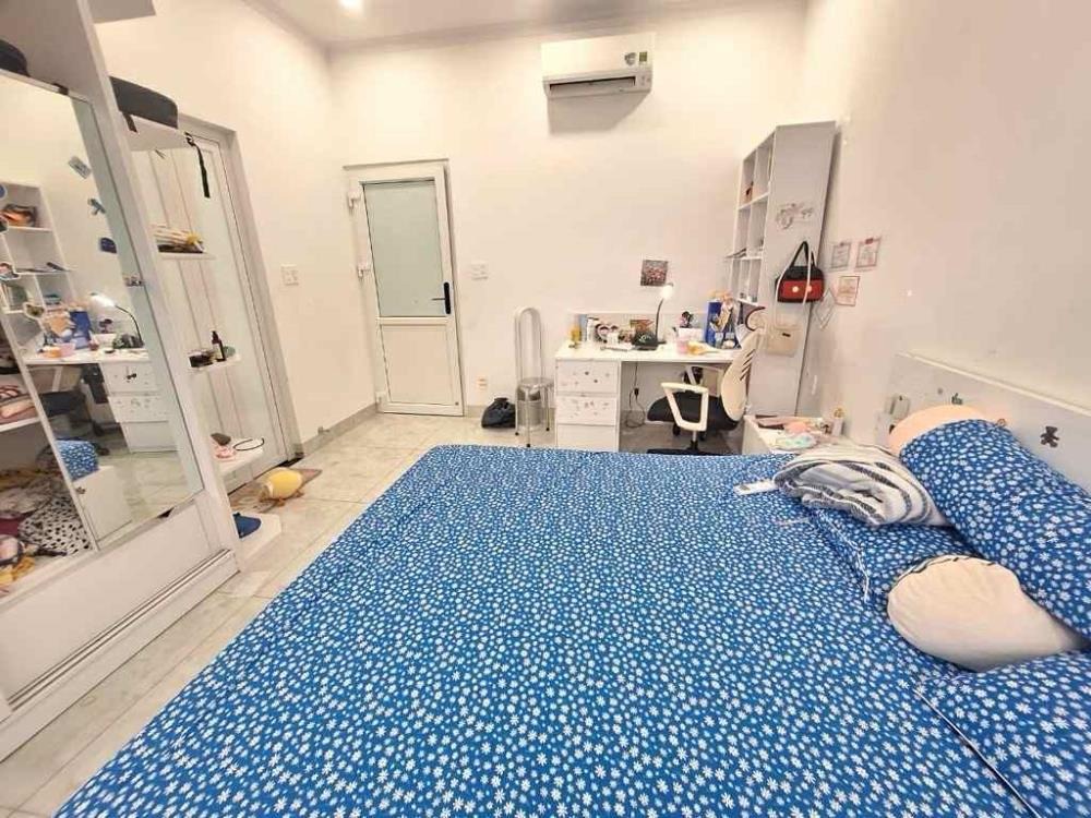 Nhà Đẹp Hiệp Phú Quận 9 - 6.7 Tỷ - 69m2 - 3 Tầng - 5 Phòng Ngủ - Xe Hơi