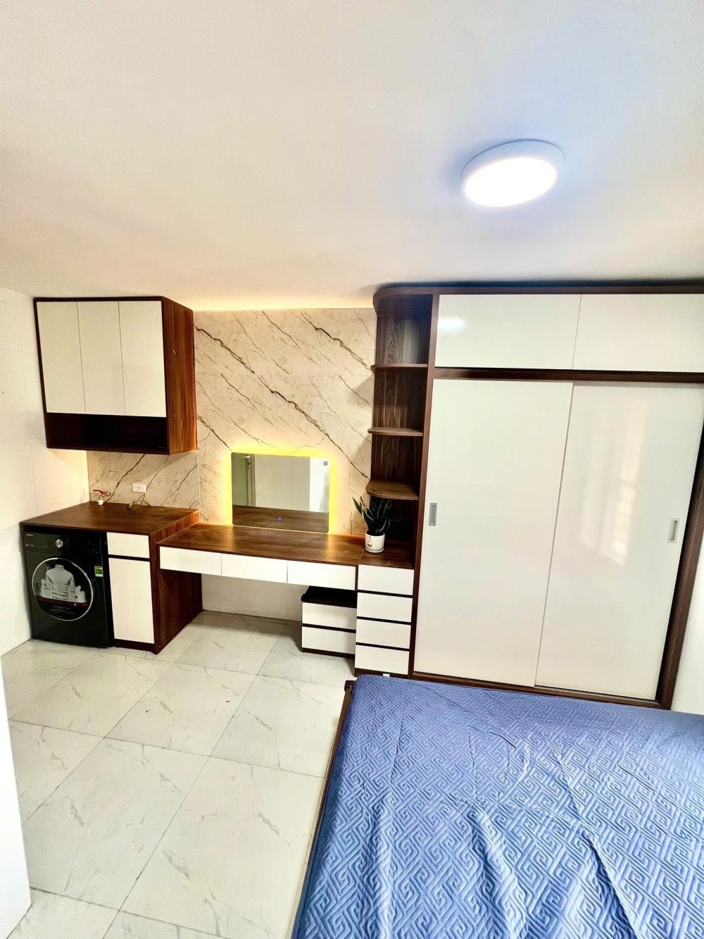 Căn Góc Mai Dịch 70m2 - 3.6 Tỷ - View Phố, Gần Trường