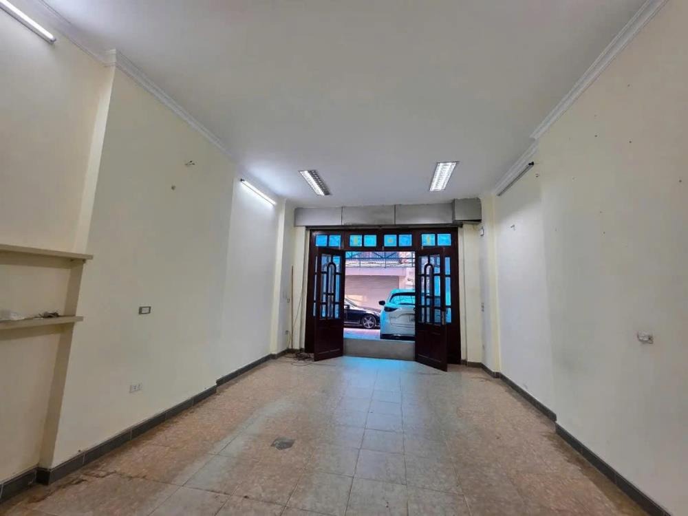 Bán Gấp Nhà Phố Thái Hà 68m², Mặt Tiền 5m, Ô Tô Vào, Giá 19.5 Tỷ