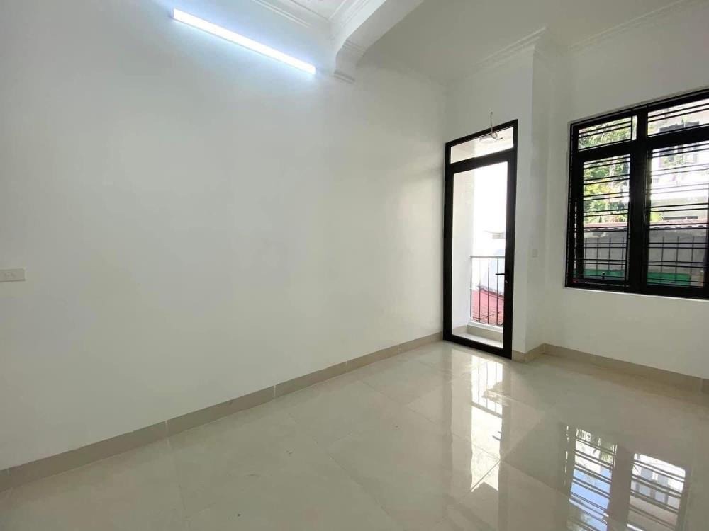 Lô Góc Hoàng Hoa Thám - Ngõ Thông - 11.59 tỷ - Vị Trí Đẹp