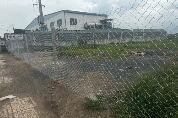 CHU GỬI GẤP LÔ ĐẤT 
 22 TỶ - ĐẤT 1000M² SIÊU ĐẸP - NGAY NGÃ BA GIỒNG - THÍCH HỢP XÂY KHO, XƯỞNG,