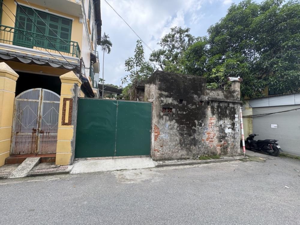 Bán đất lô góc Ngô Gia Tự, Long Biên - 95m², ô tô vào tận nơi, giá 16.5 tỷ