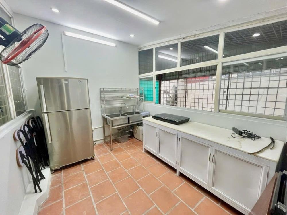 Nhà phố Xã Đàn: 6 Tầng, Kinh Doanh, Dòng Tiền 40TR/Tháng - Giá 8.3 Tỷ