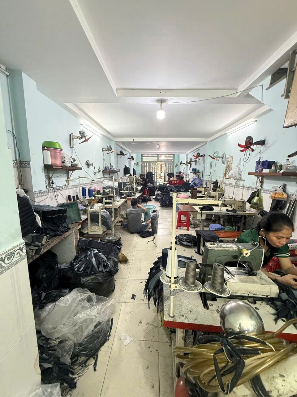 Bán nhà mặt tiền Tân Phú - 4x18m, Giá 9.2 tỷ - Vị trí đẹp, tiềm năng lớn