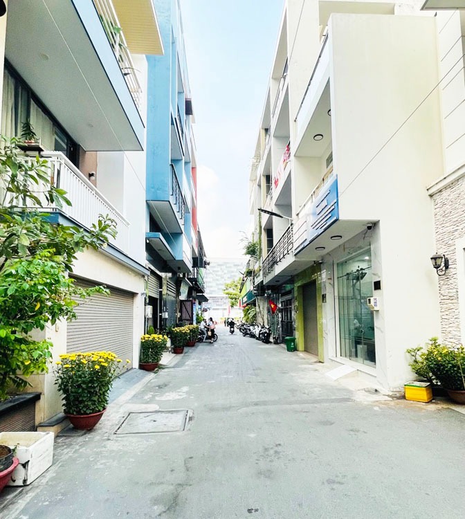 Nhà phố Tân Phú: 5 tầng, hẻm xe hơi 6m, gần AEON Mall - Hơn 9 tỷ
