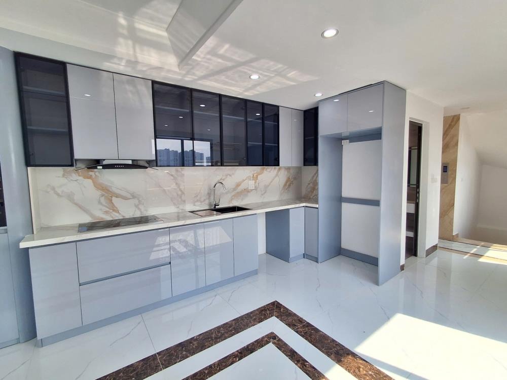 Bán nhà Sài Đồng, Long Biên 7 tầng, 60m², MT 14m, Oto Tránh - 14 tỷ