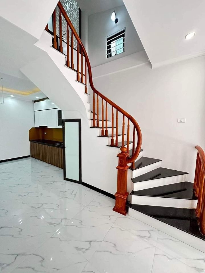 Bán Căn Góc 39m2 Đan Phượng, 5 Tầng, Gần Vincom Wonder City