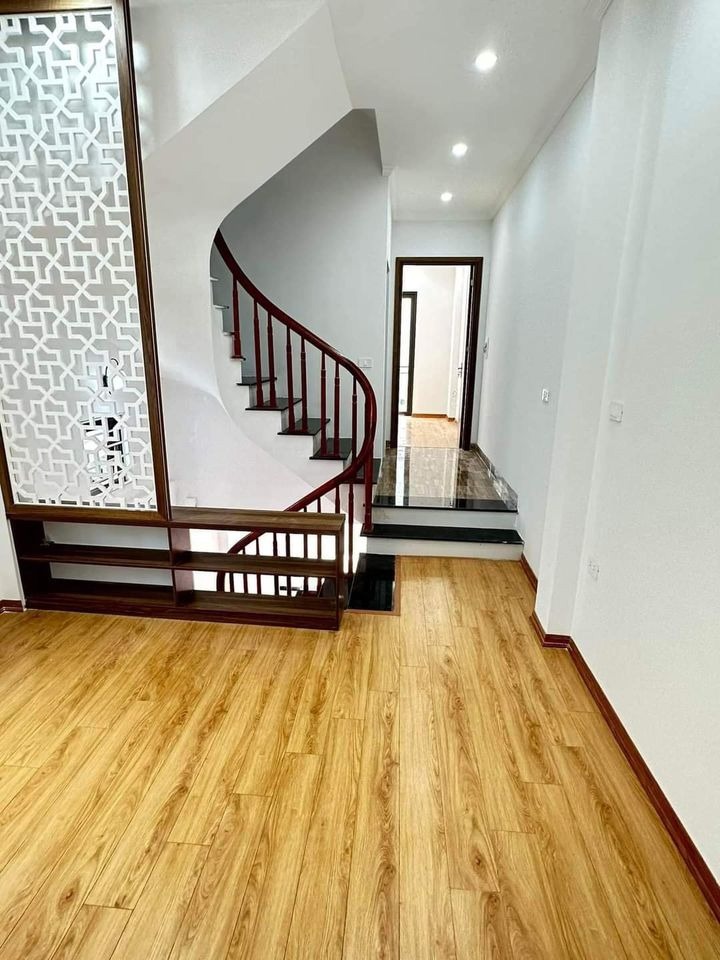 Bán Căn Góc 39m2 Đan Phượng, 5 Tầng, Gần Vincom Wonder City